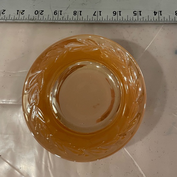 Vintage, Set four (4) Anchor Hocking Peach Luster Laurel Leaf Bowls, $37 - Picture 2 of 4